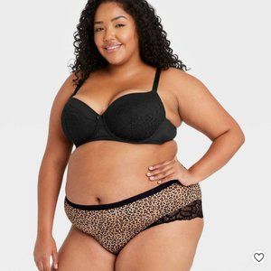 2 pack of Lightweight Tan Leopard Print with Lace Detail Panties New With Tags